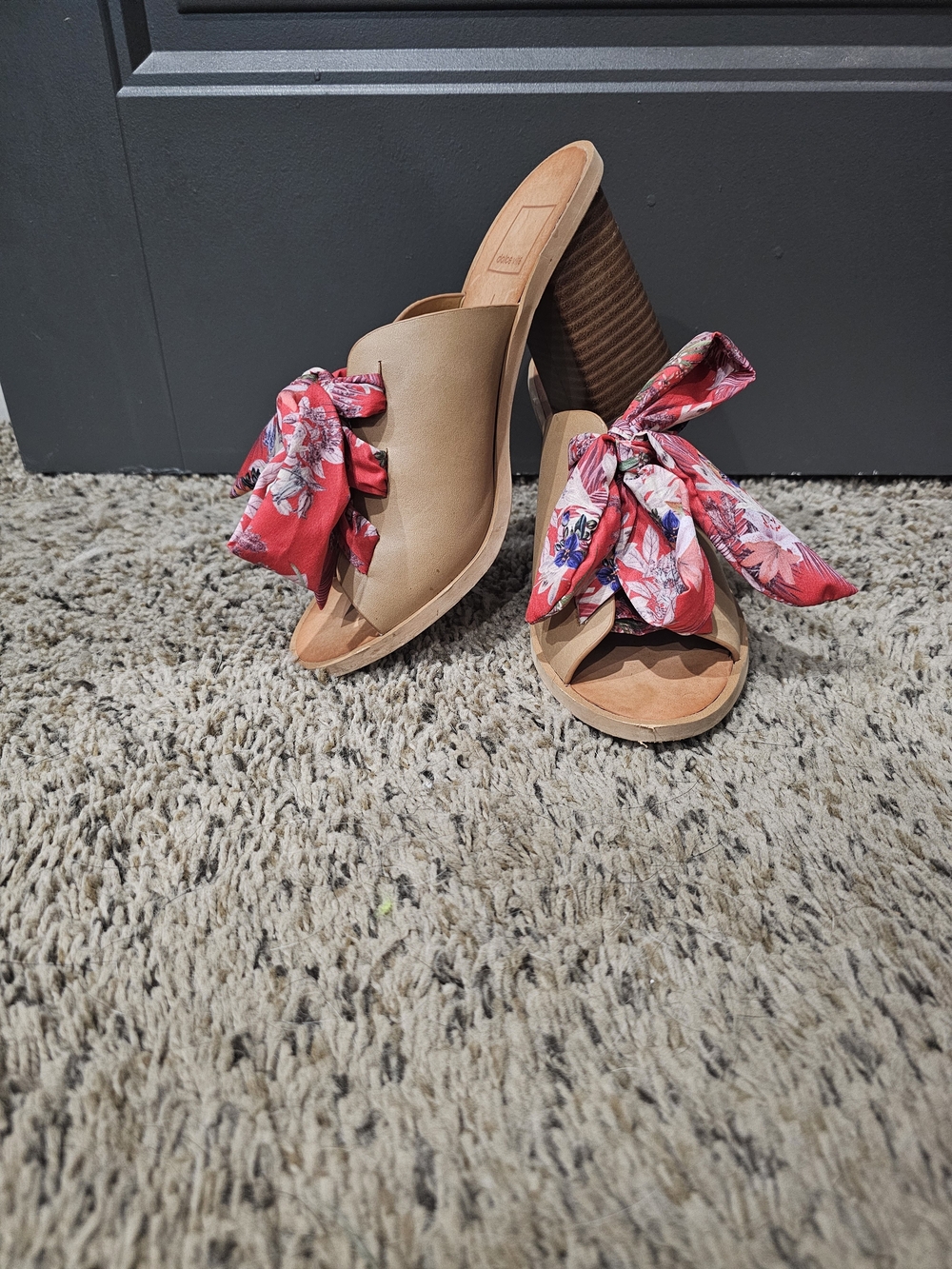 Dolce Vita Tan Open-Toe Heeled Mules with Pink Floral Bow